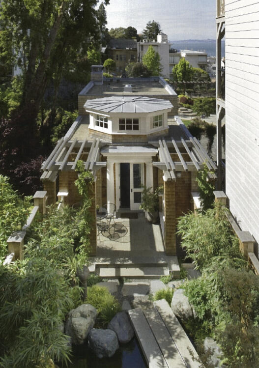 San Francisco heritage cottage in Russian Hill with Robert A.M. Stern Architects San Francisco heritage cottage in Russian Hill with Robert A.M. Stern Architects